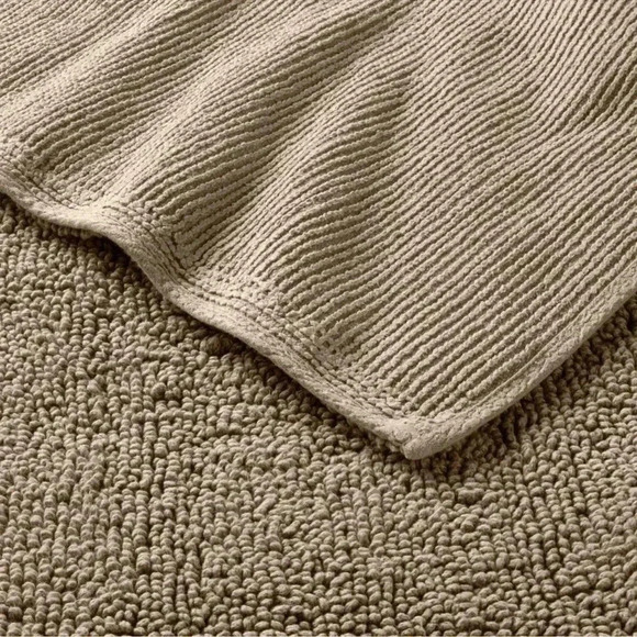 CASALUNA NWT SAND LOOPED BATH RUG - Picture 5 of 5